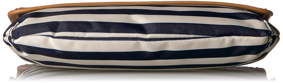 Nautica Perfect Carry-All RFID Blocking Mini Crossbody - portafolios para muñeca